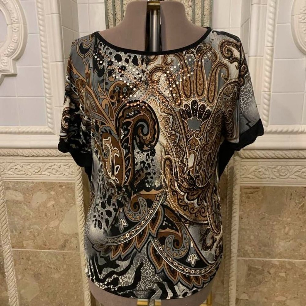 DressBarn. Sz Large. USA. Embellished, Studded, Banded Top. B55